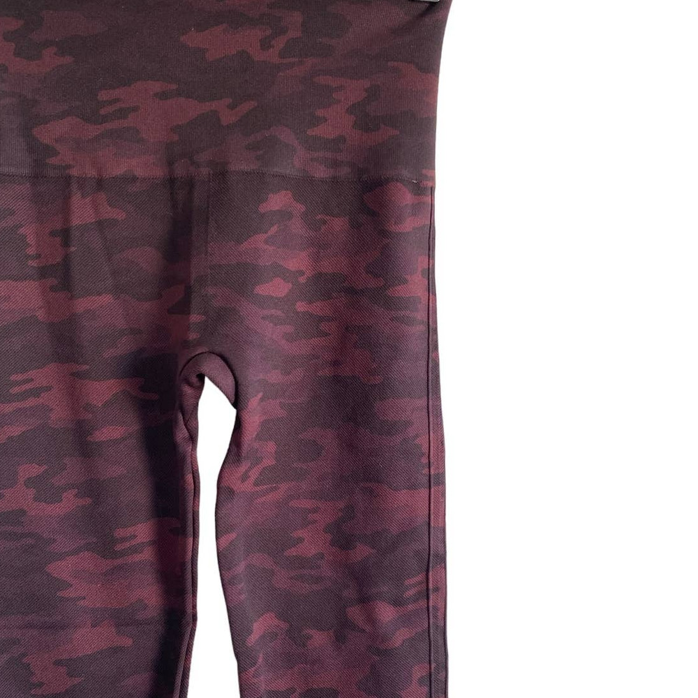 Spanx Red Camo Seamless Leggings - Picture 3 of 5